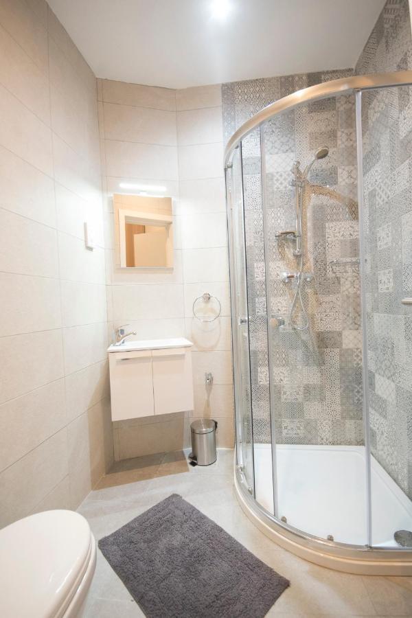 4 bedroom apartment near Sliema seafront Buitenkant foto